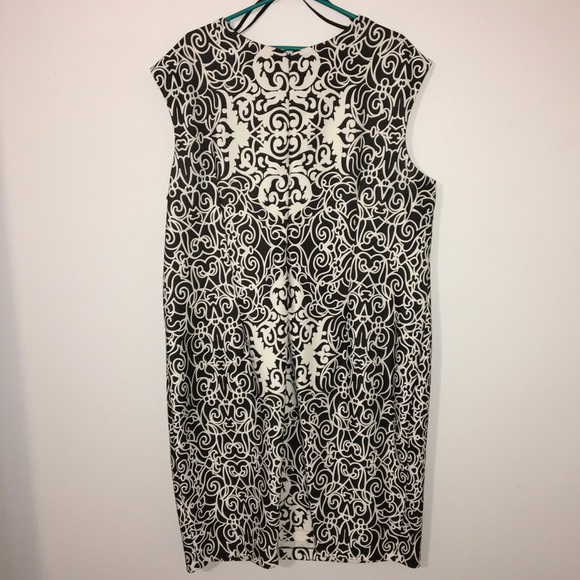 Plus Size Dress - Picture 3 of 3